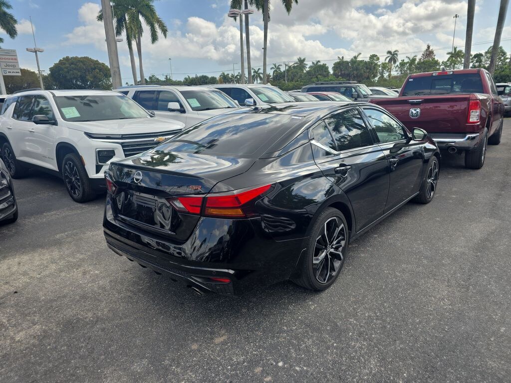 Used 2024 Nissan Altima 2.5 SR Sedan