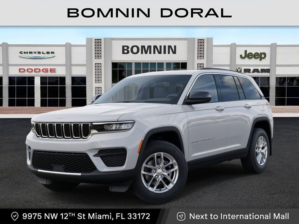 2025 Jeep Grand Cherokee Laredo's photo