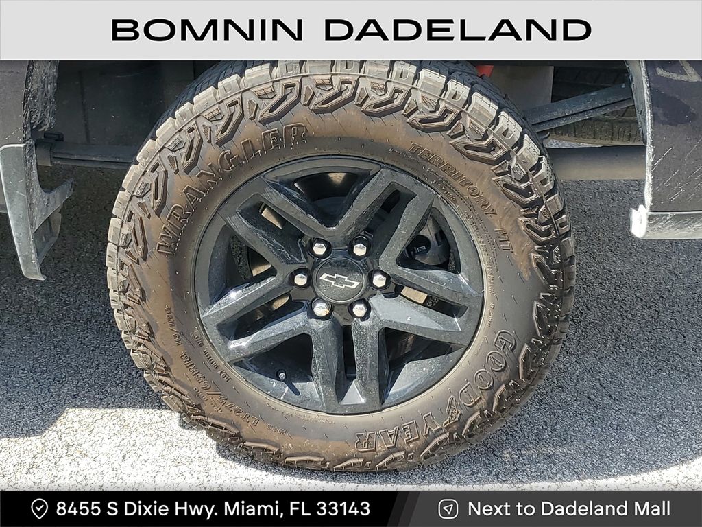 2024 Chevrolet Silverado 1500 LT Trail Boss photo 4