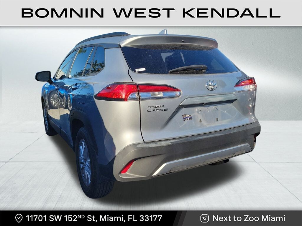 Used 2024 Toyota Corolla Cross LE SUV