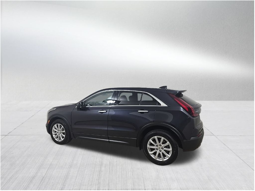 2023 Cadillac XT4 Luxury photo 4