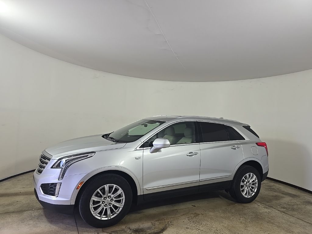 2019 Cadillac XT5 Base photo 2