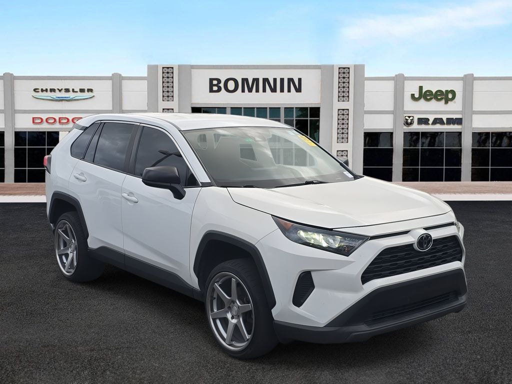 Used 2022 Toyota RAV4 LE SUV