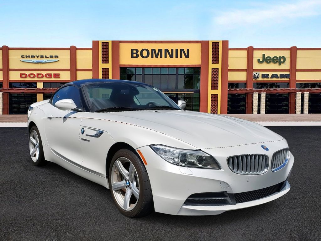 Used 2014 BMW Z4 sDrive28i with VIN WBALL5C57EP556570 for sale in Miami, FL