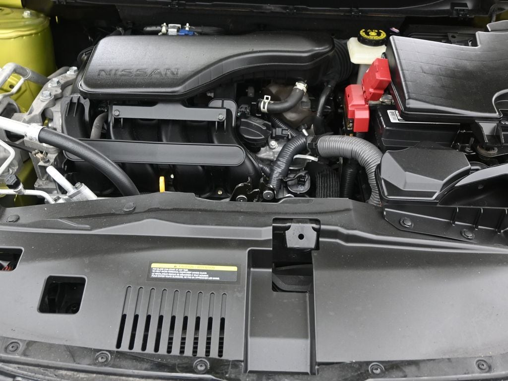 2021 Nissan Rogue Sport SV - Photo 13