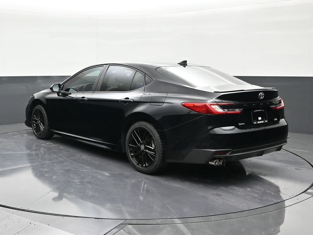 Used 2025 Toyota Camry SE Sedan