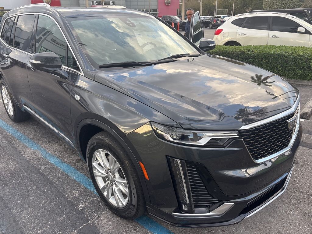 Used 2022 Cadillac XT6 Luxury SUV