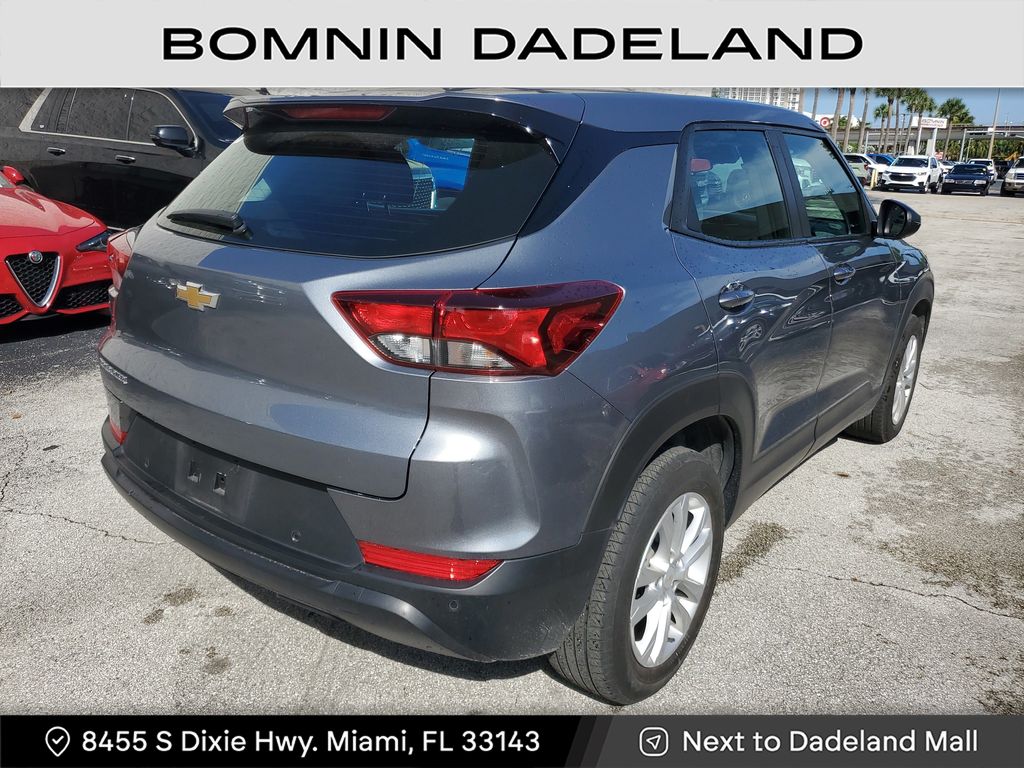 2022 Chevrolet Trailblazer LS photo 4