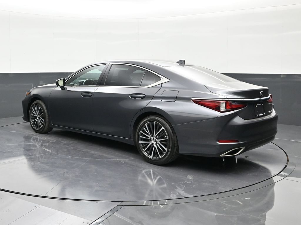 Used 2023 Lexus ES 350 Sedan