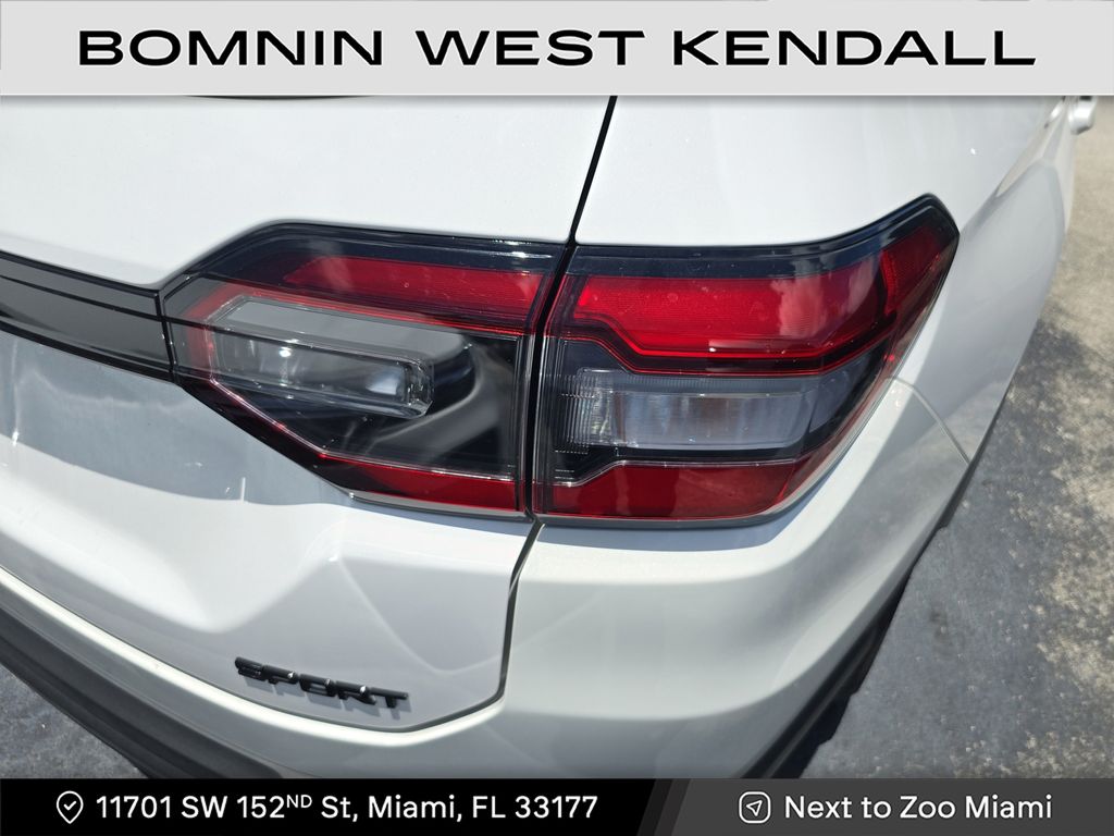 2023 Honda Pilot Sport photo 2