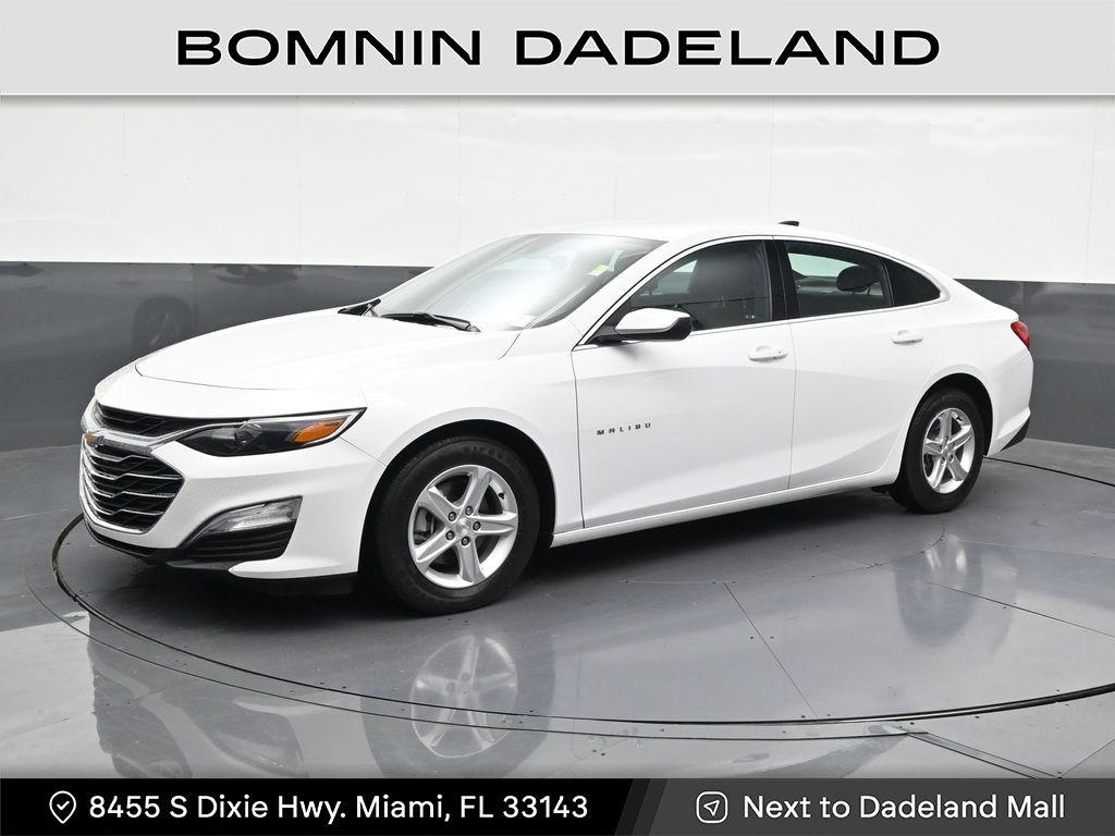 2024 Chevrolet Malibu 1LS's photo