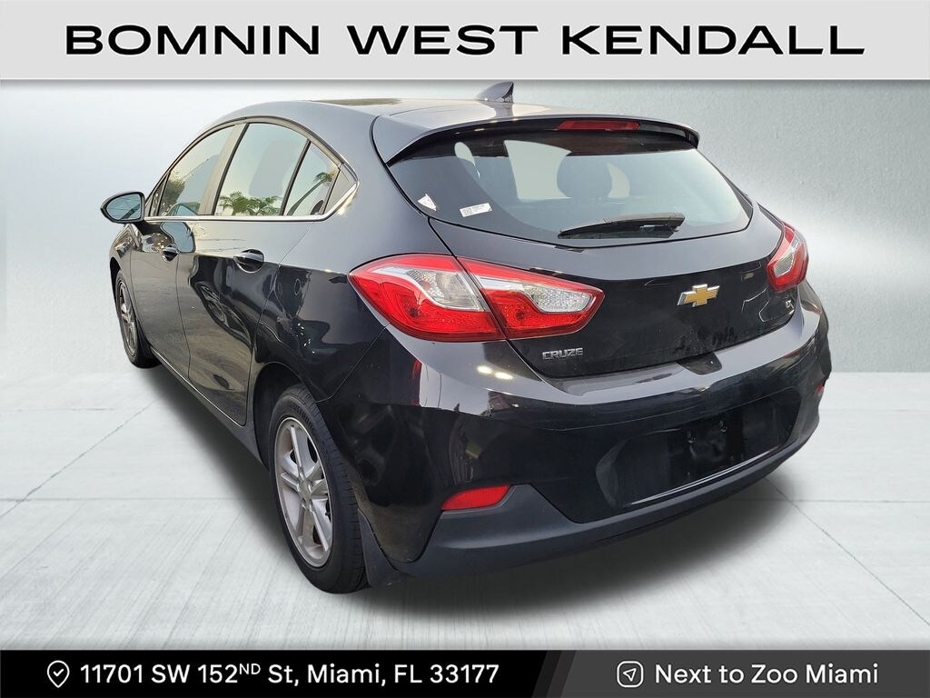 Used 2018 Chevrolet Cruze LT Hatchback