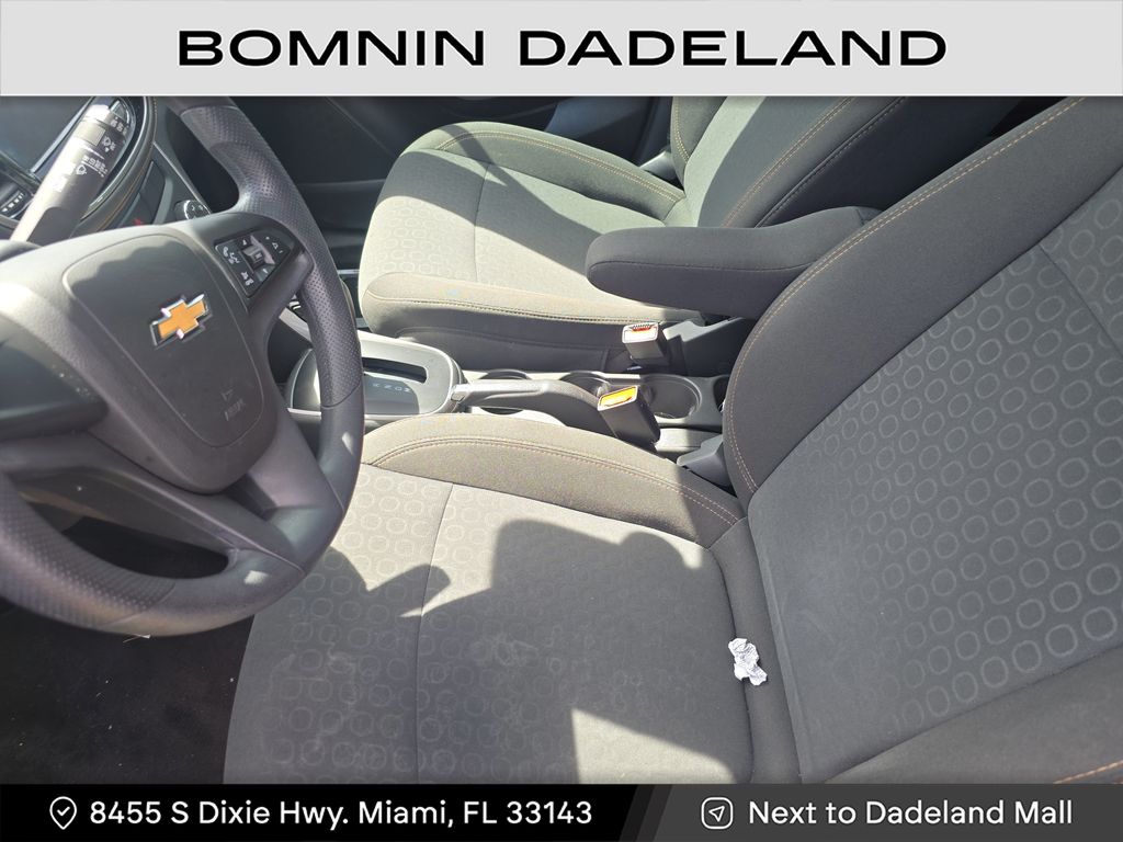 2022 Chevrolet Trax LS photo 15