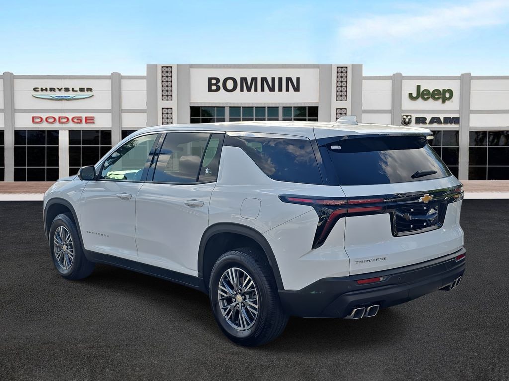 Used 2024 Chevrolet Traverse LS SUV