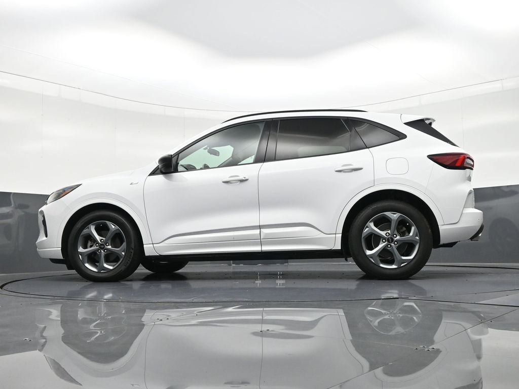 2023 Ford Escape ST-Line - Photo 24