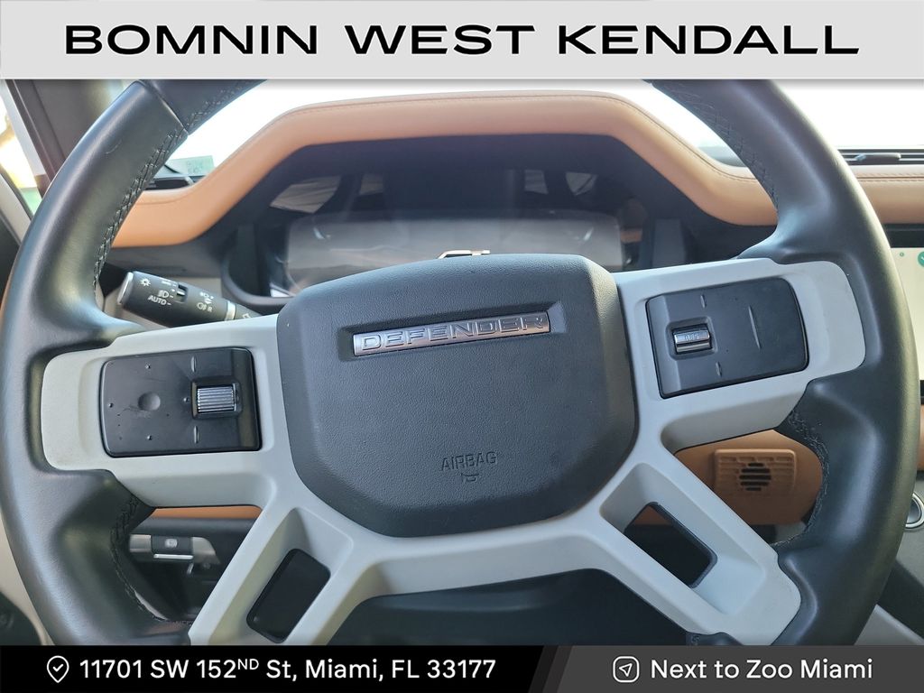 2023 Land Rover Defender X-Dynamic SE photo 5
