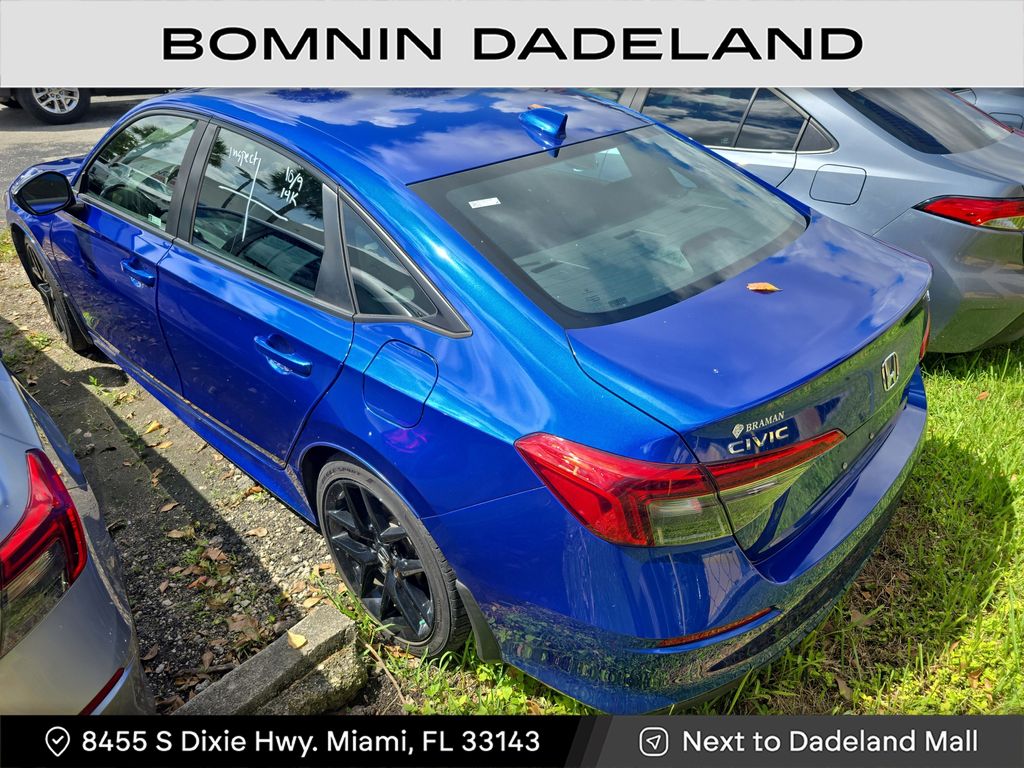 2022 Honda Civic Sport photo 3