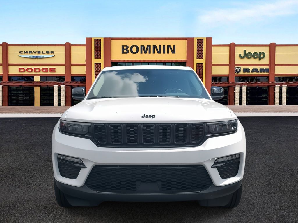 2025 Jeep Grand Cherokee Limited photo 2