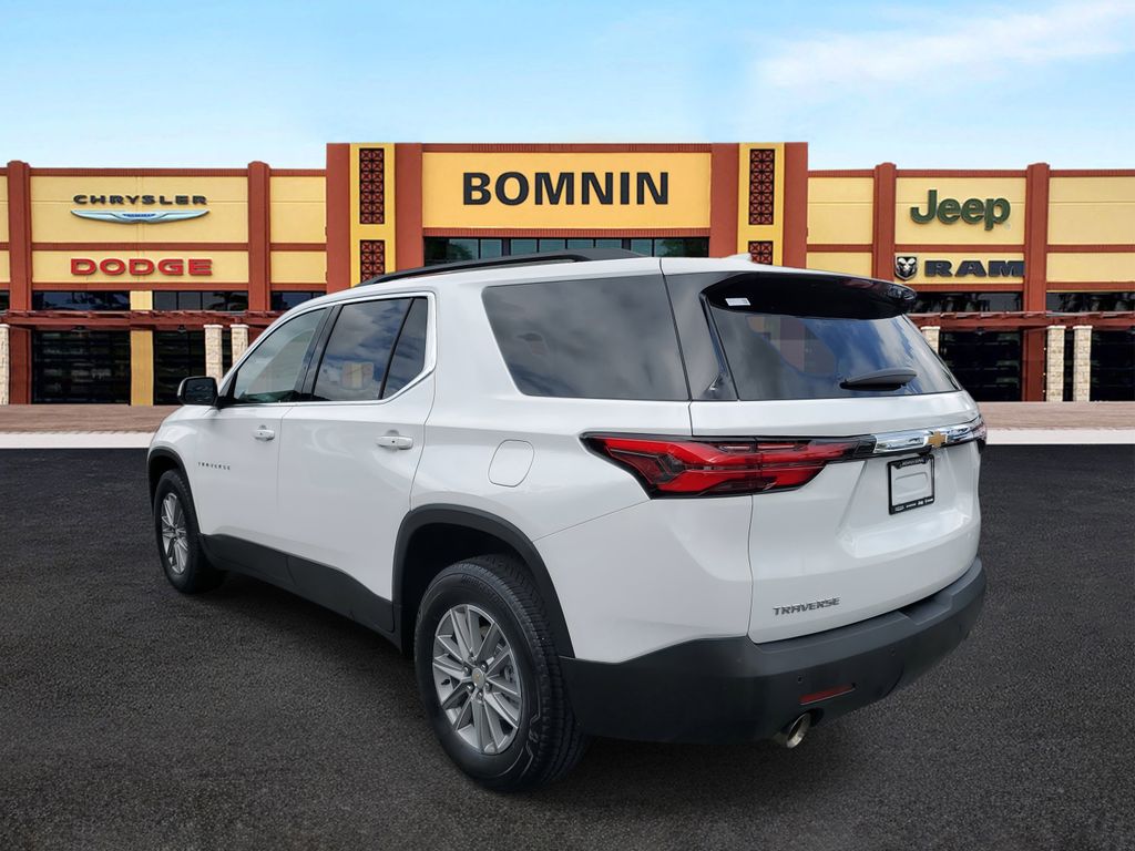 2022 Chevrolet Traverse 1LT photo 4