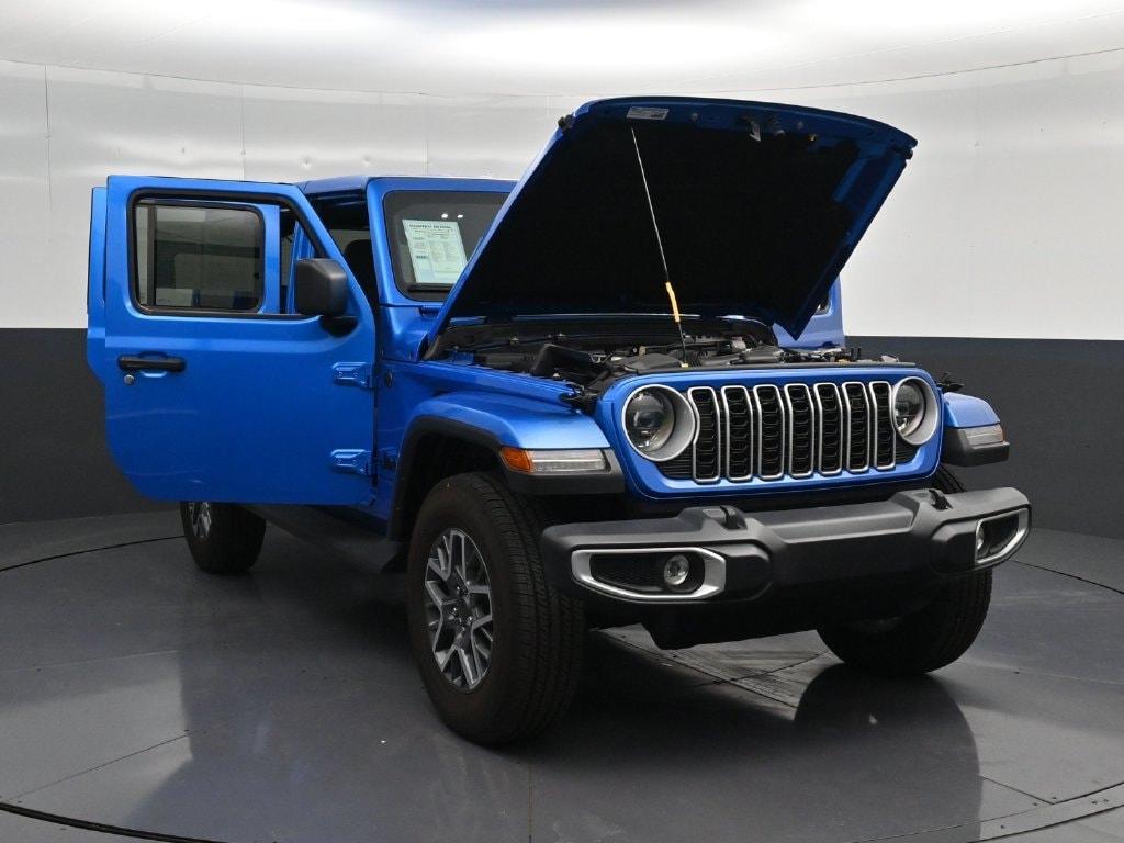 2025 Jeep Wrangler 4-Door Sahara - Photo 32