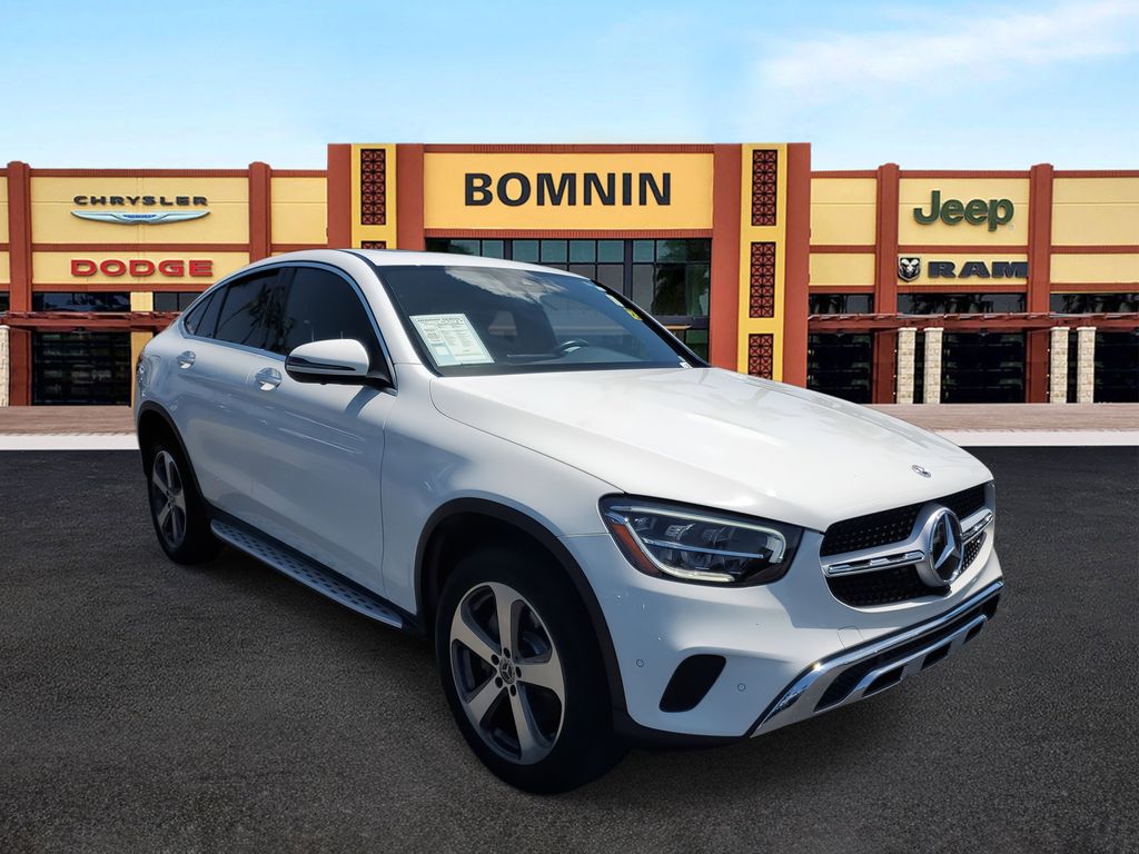 2023 Mercedes Benz GLC 300 Coupe 4MATIC photo 2