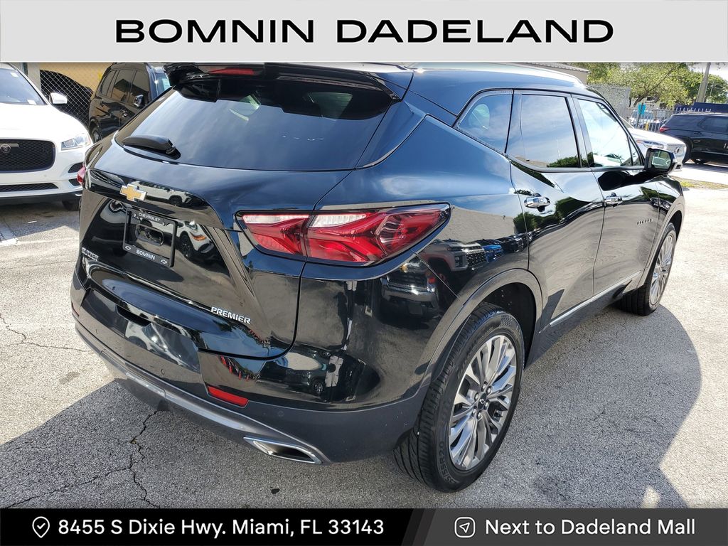 2022 Chevrolet Blazer Premier photo 4