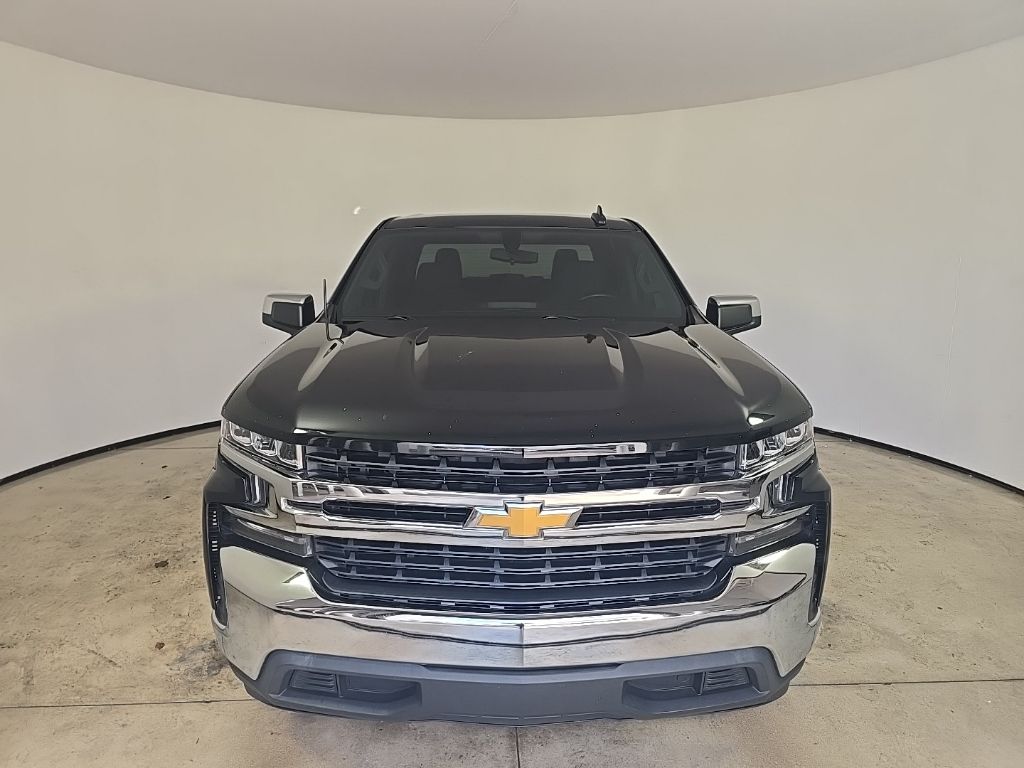 2019 Chevrolet Silverado 1500 LT photo 2