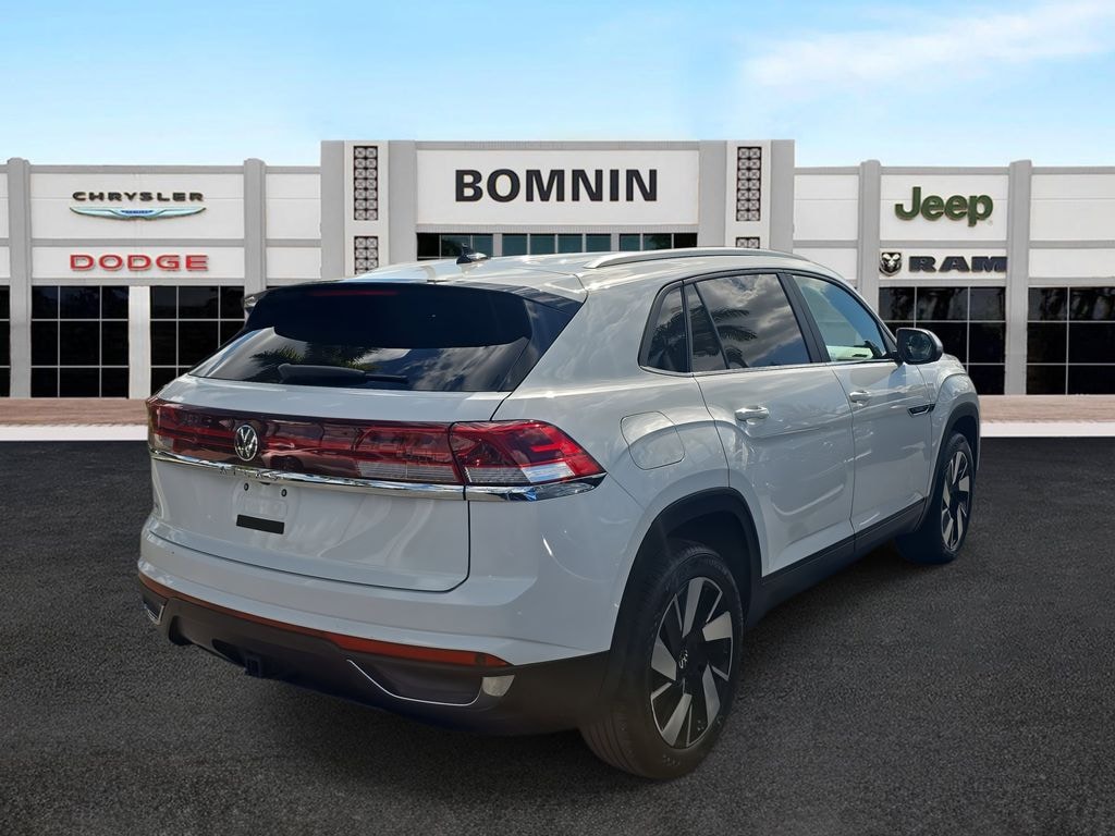 Used 2024 Volkswagen Atlas Cross Sport 2.0T SE w/Technology SUV