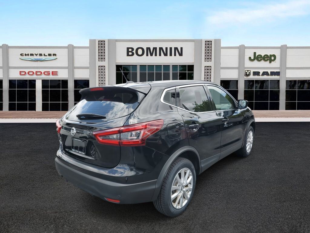 Used 2022 Nissan Rogue Sport S SUV