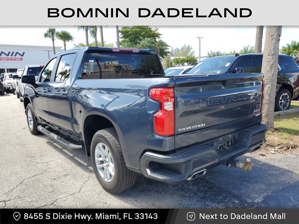 2021 Chevrolet Silverado 1500 RST photo 3