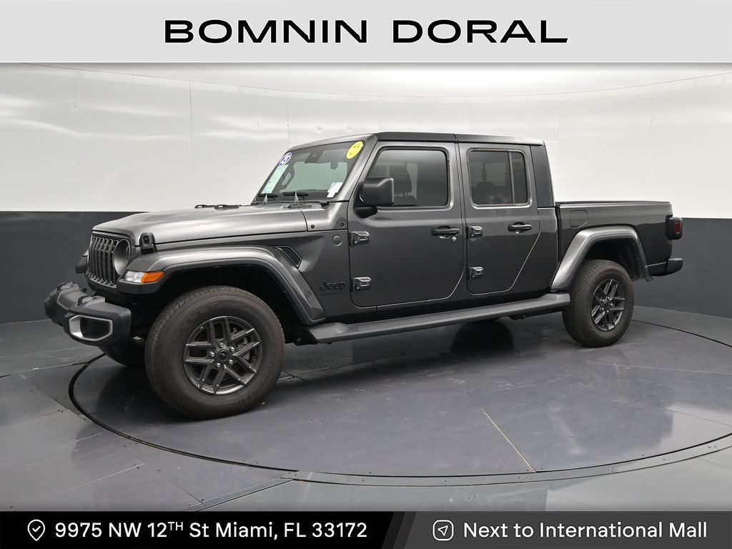 2025 Jeep Gladiator