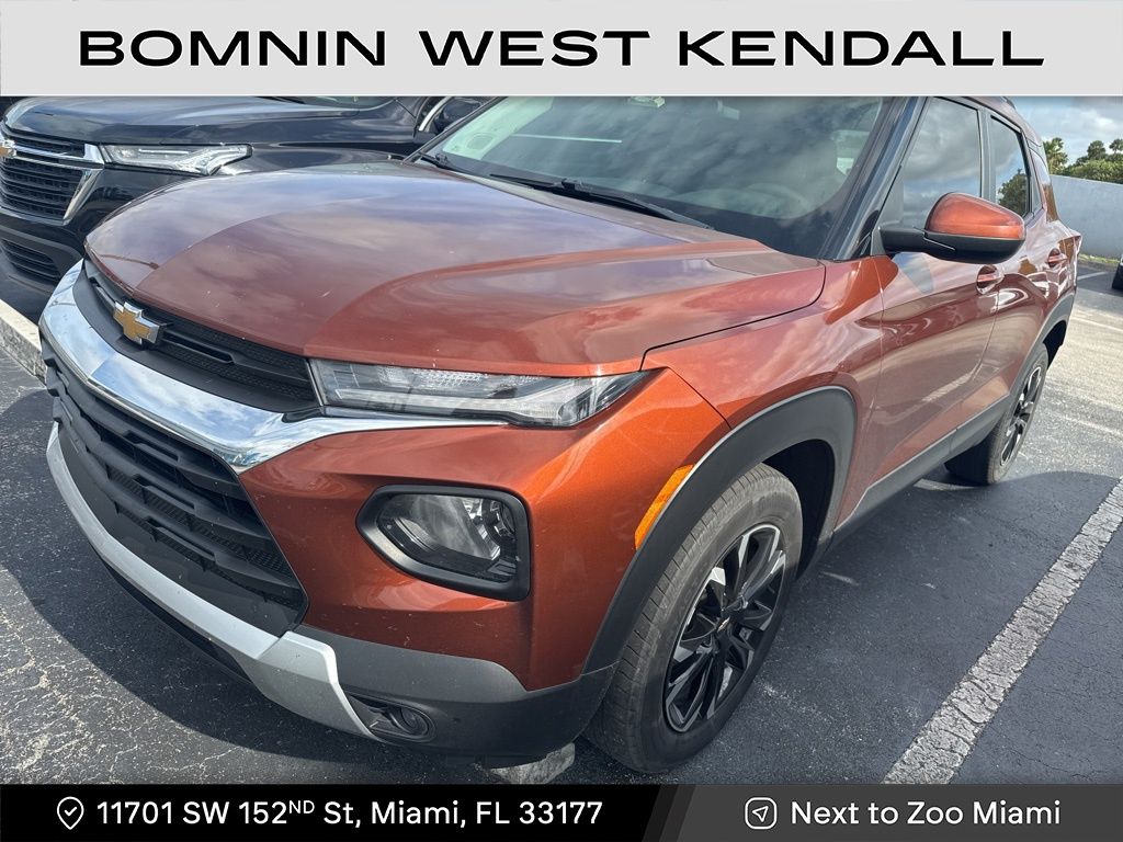 2021 Chevrolet Trailblazer LT photo 2