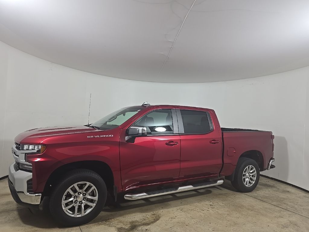 2021 Chevrolet Silverado 1500 LT photo 2