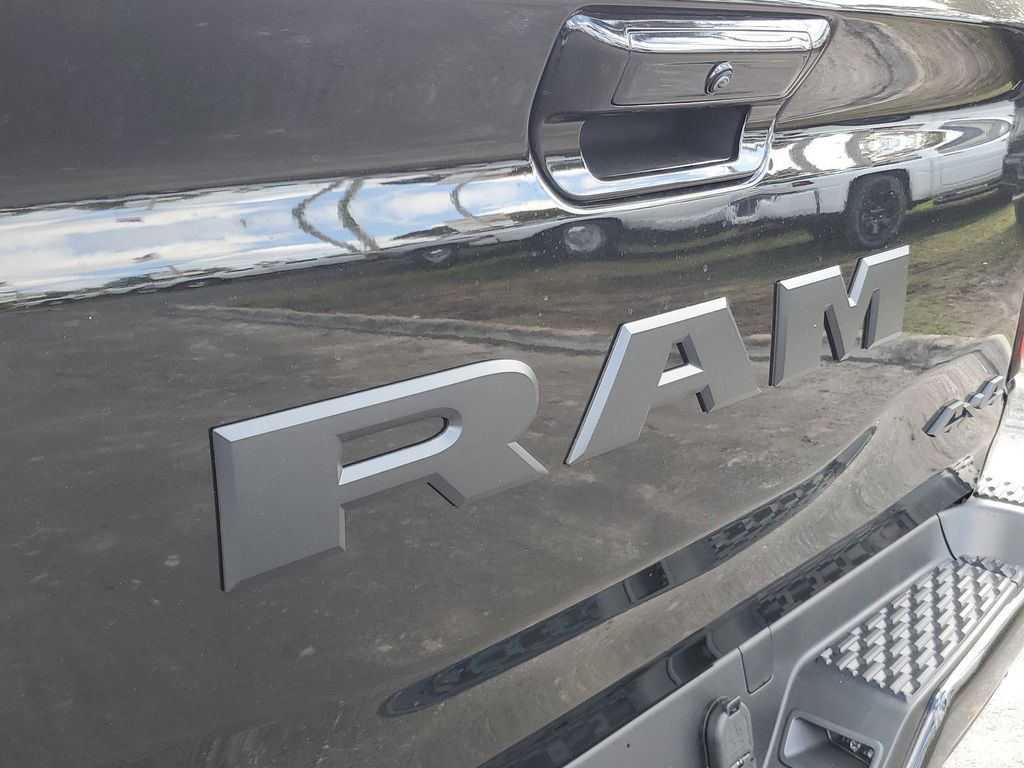 2025 Ram 1500 Big Horn Lone Star photo 4