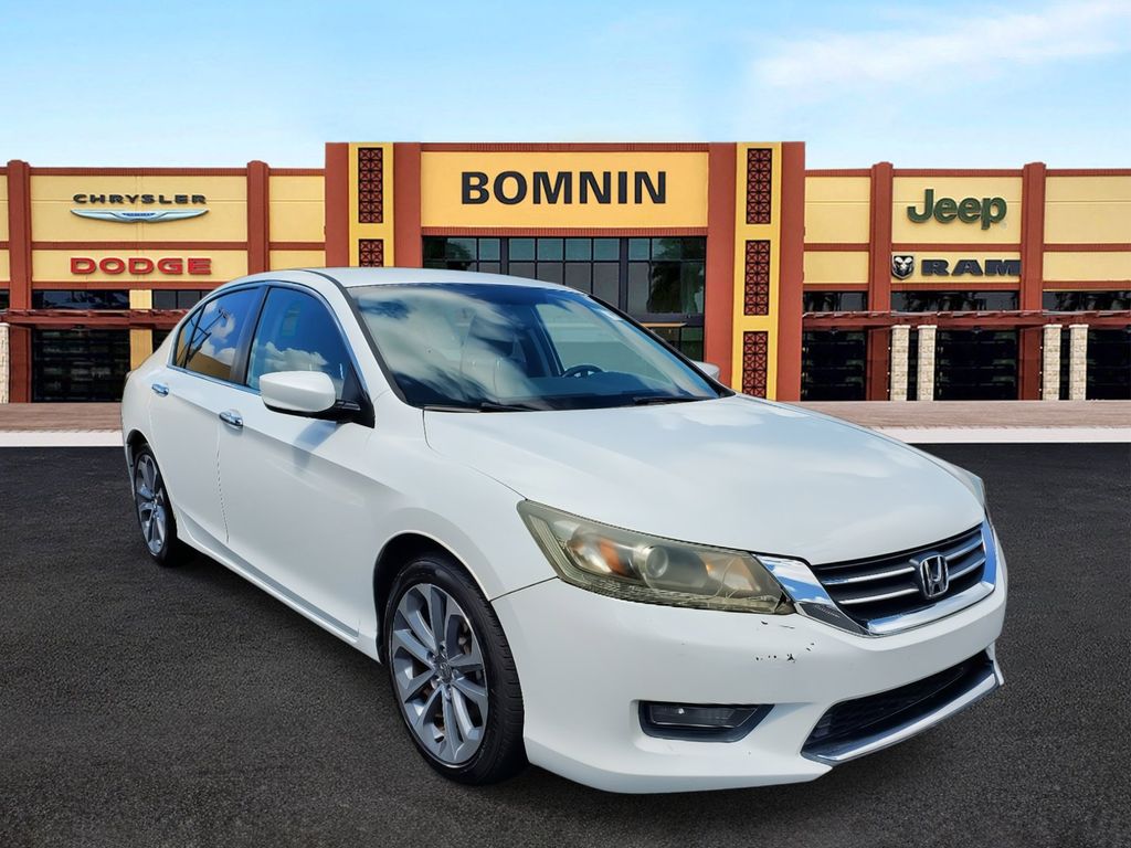 Used 2014 Honda Accord Sport with VIN 1HGCR2F50EA246731 for sale in Miami, FL