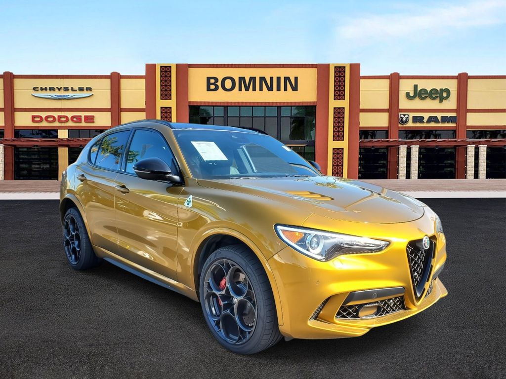 Used 2022 Alfa Romeo Stelvio Quadrifoglio with VIN ZASPAKEV3N7D39613 for sale in Miami, FL