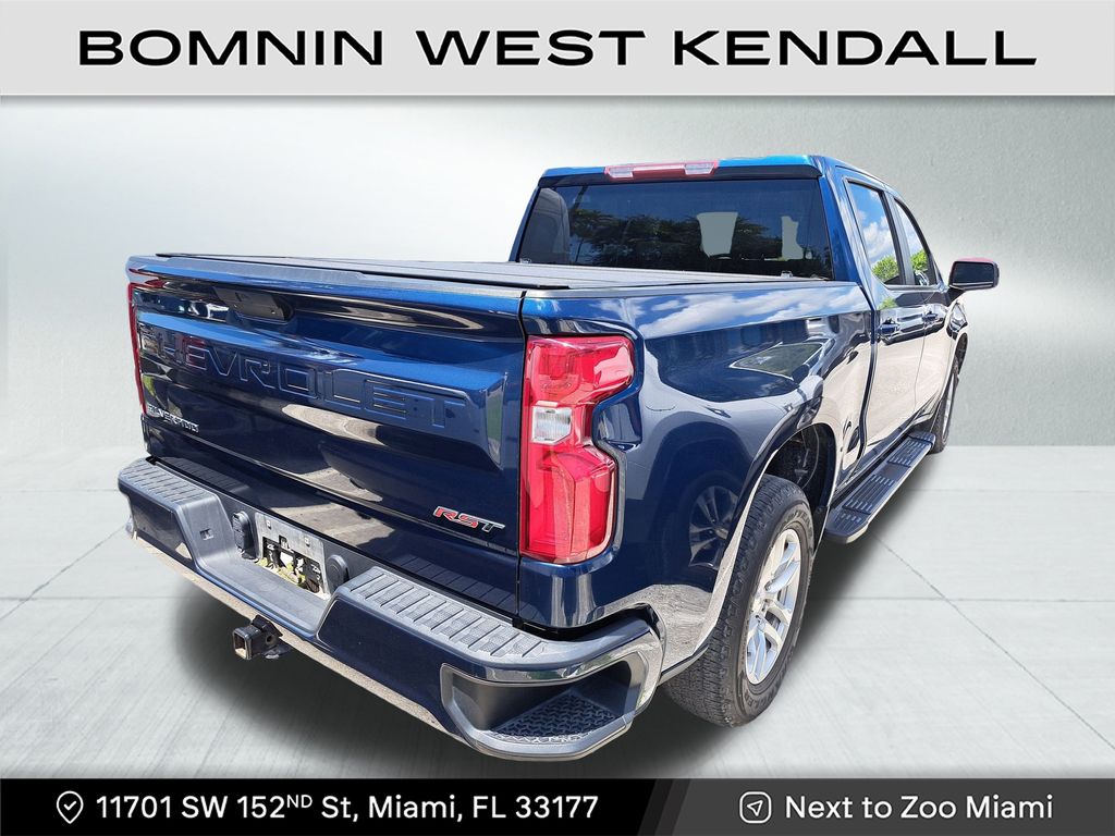 2022 Chevrolet Silverado 1500 RST photo 4