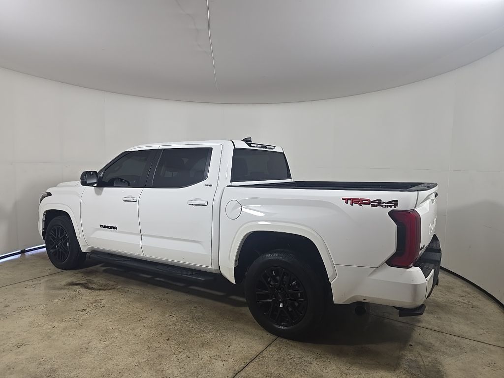 2024 Toyota Tundra SR5 photo 3
