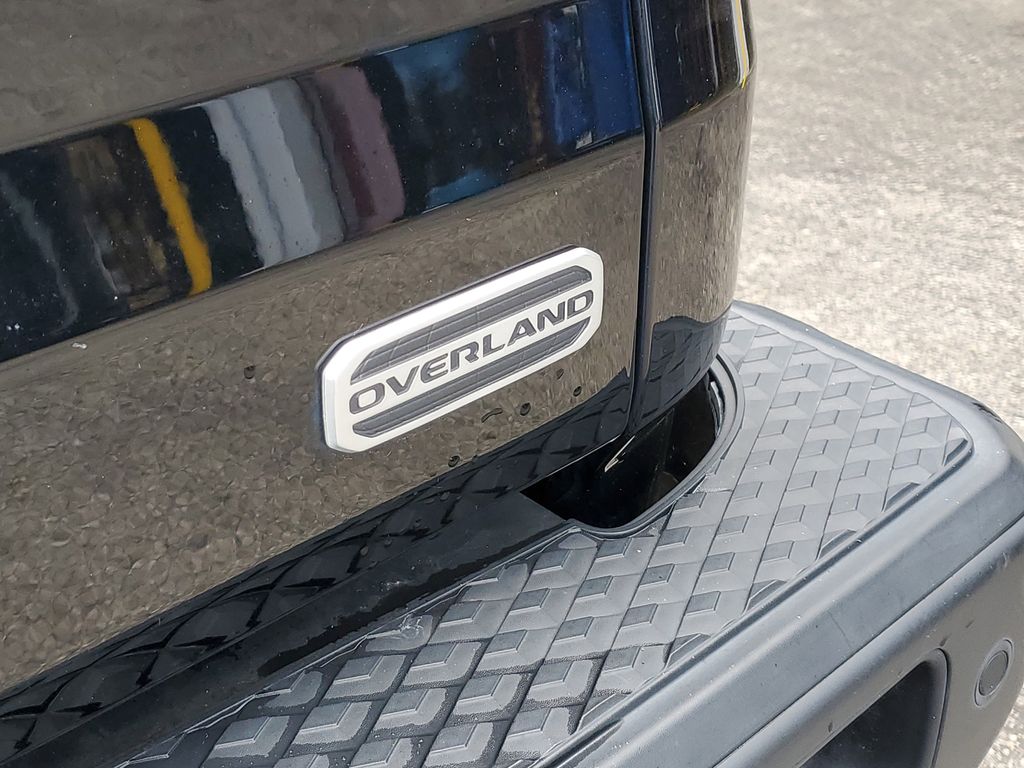 2022 Jeep Gladiator Overland photo 6