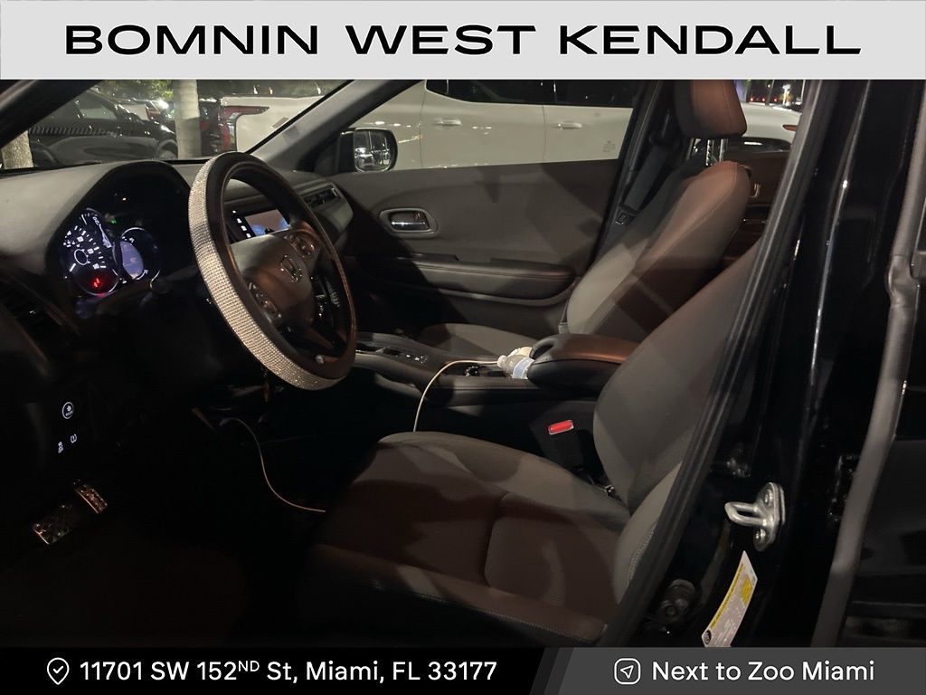 2022 Honda HR-V Sport photo 3