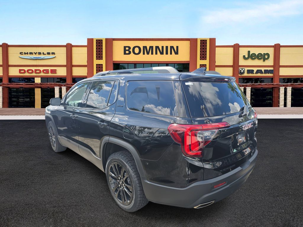 2023 Gmc Acadia SLE photo 2