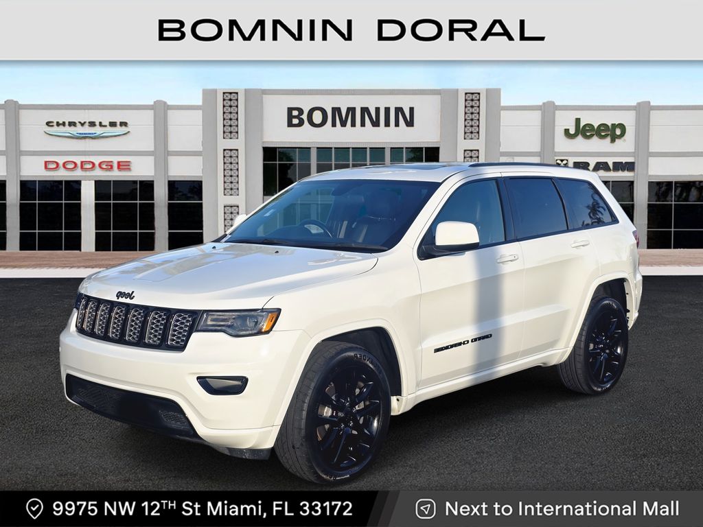 2021 Jeep Grand Cherokee Laredo X's photo