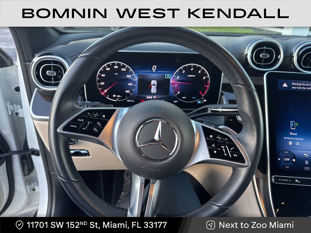 2023 Mercedes Benz GLC 300 photo 3