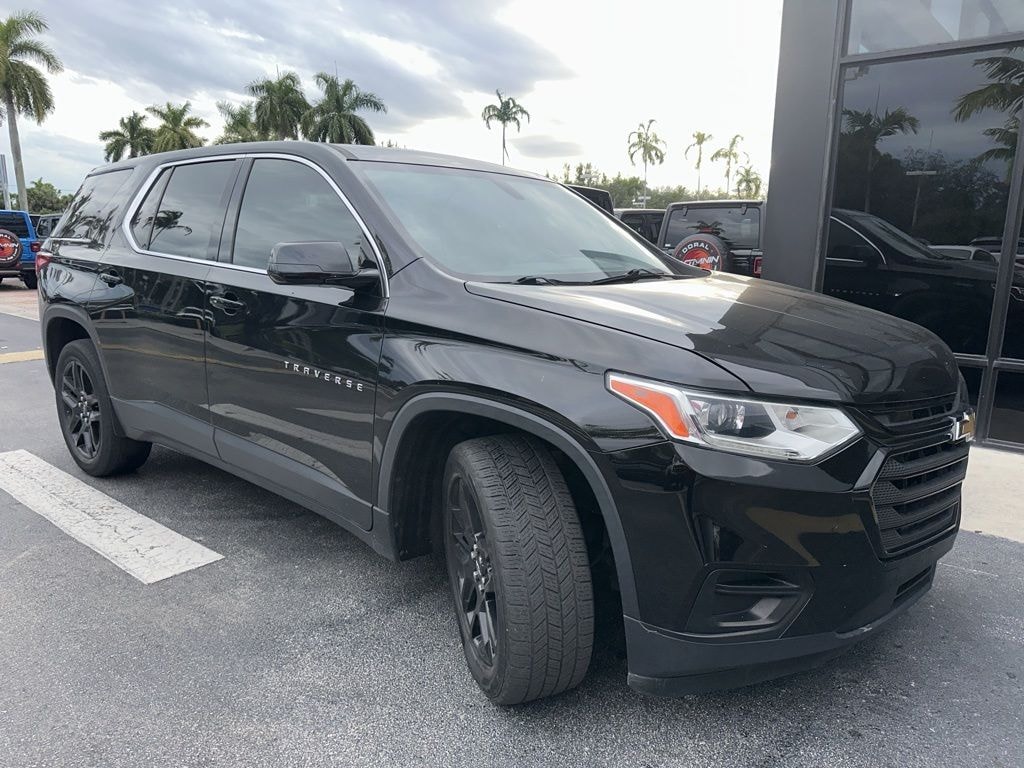 Used 2020 Chevrolet Traverse LS SUV