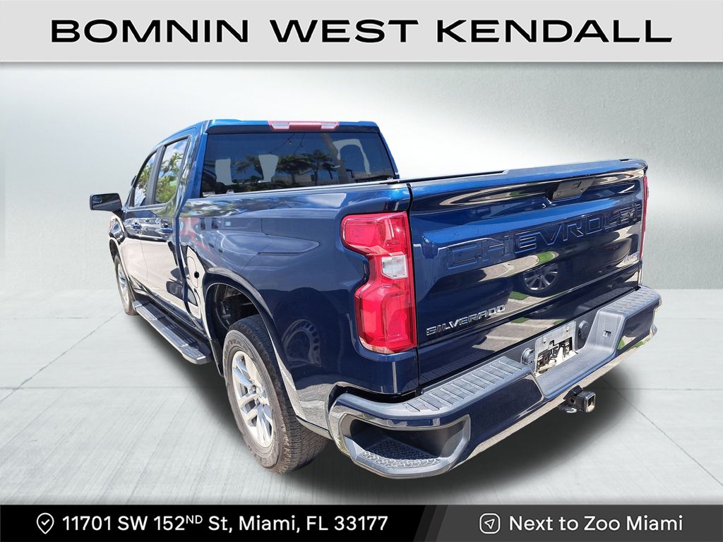 2022 Chevrolet Silverado 1500 RST photo 3