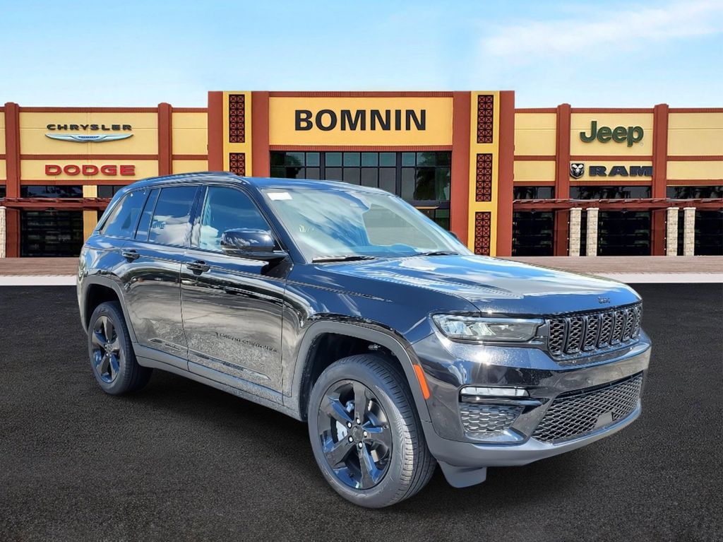 2025 Jeep Grand Cherokee Limited photo 2