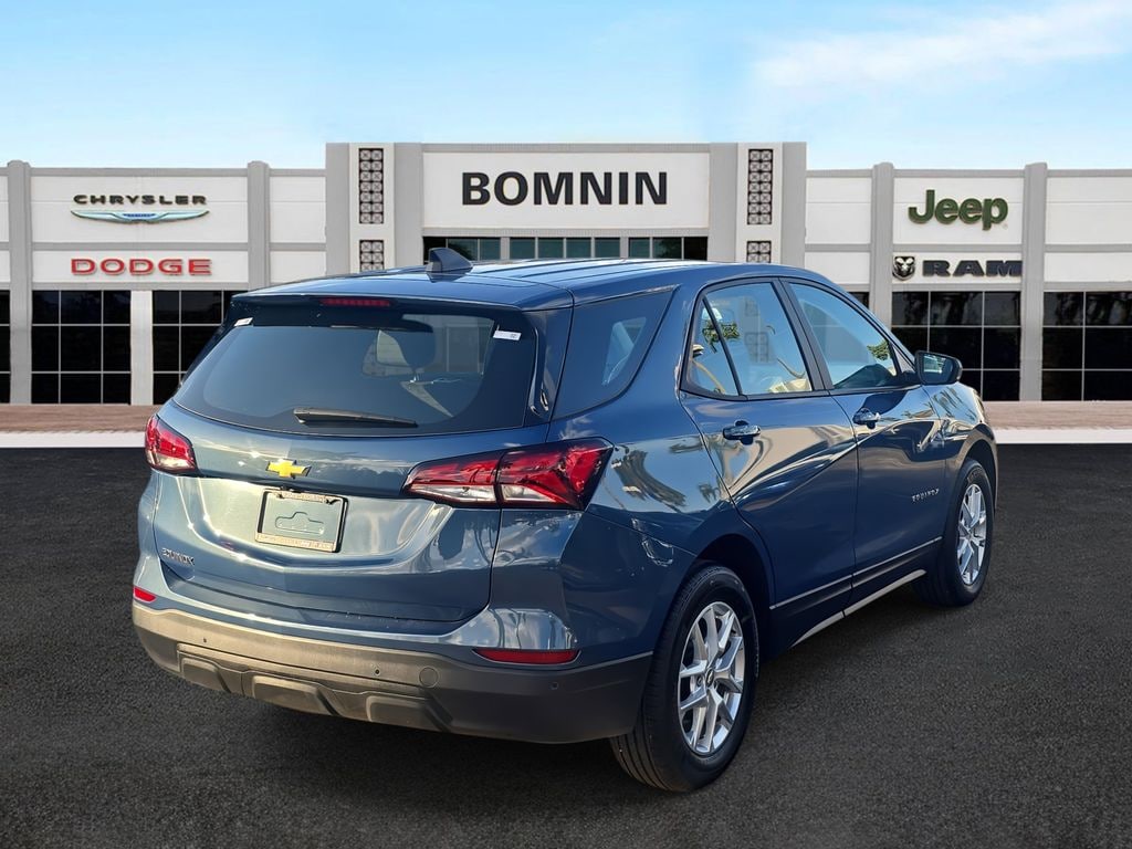 Used 2024 Chevrolet Equinox LS SUV