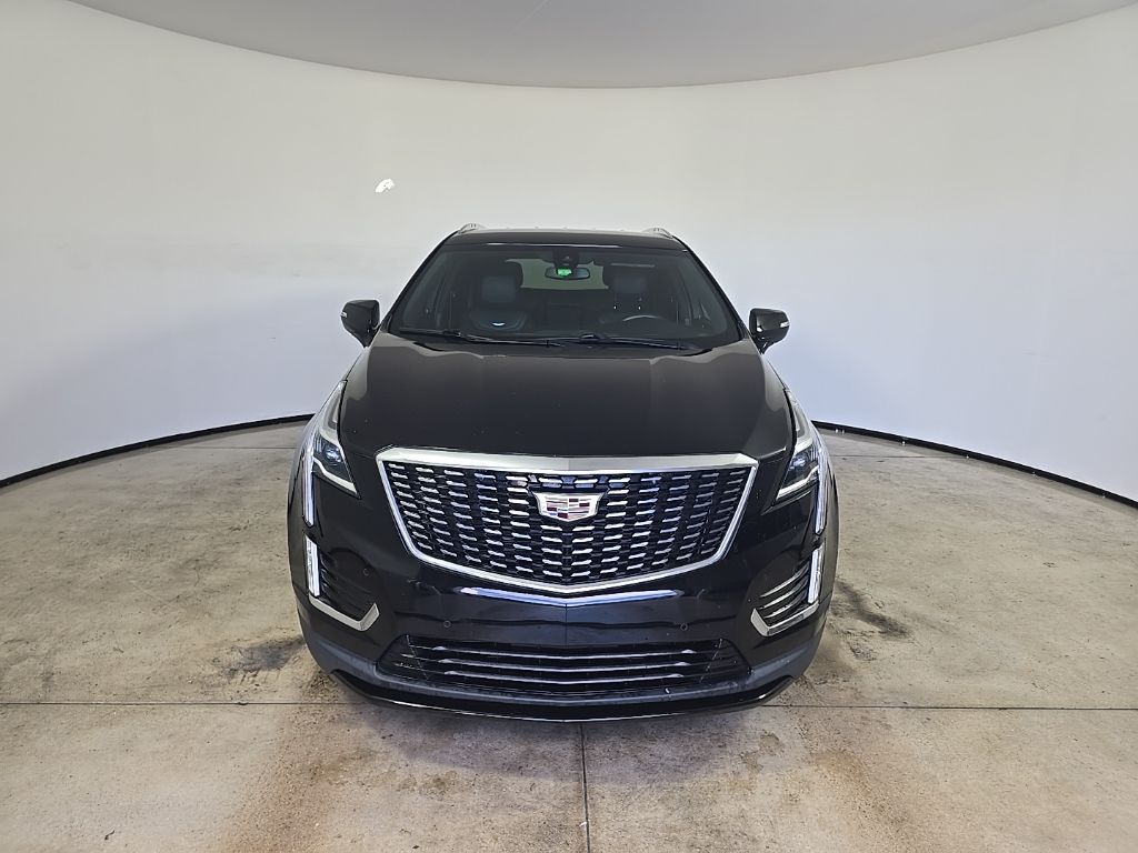 2021 Cadillac XT5 Luxury photo 3