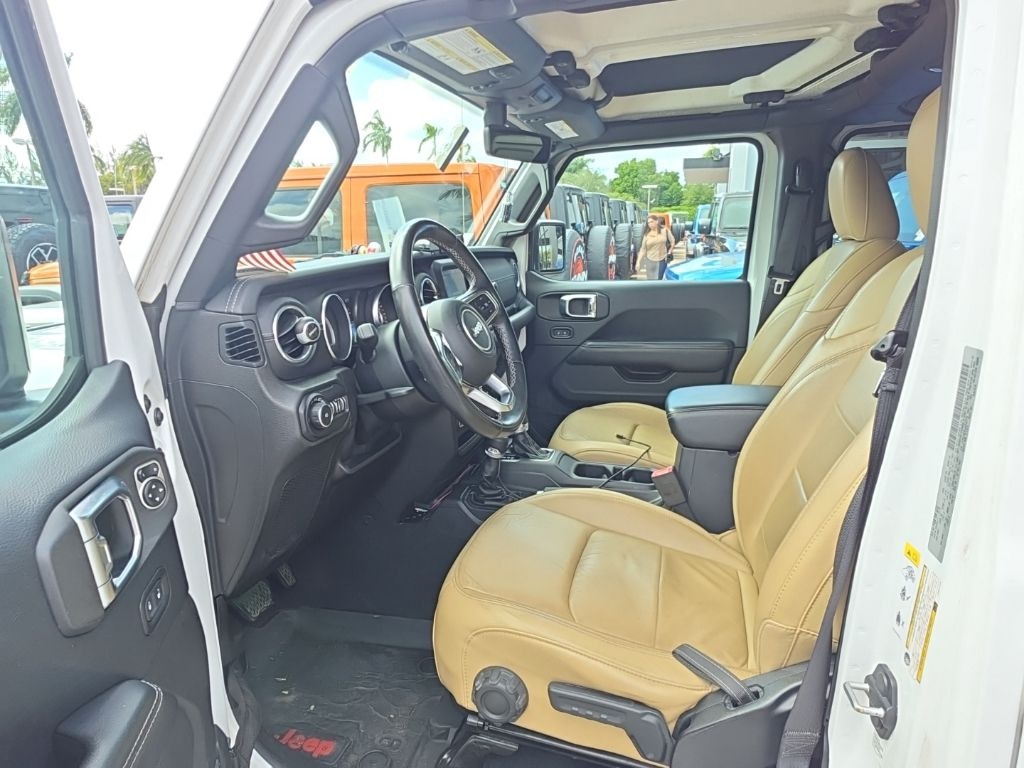 Used 2018 Jeep Wrangler Unlimited Sahara SUV
