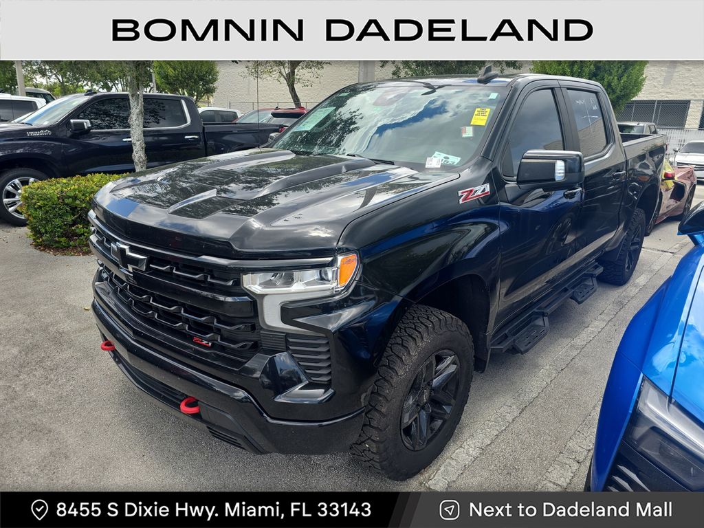 2022 Chevrolet Silverado 1500 LT Trail Boss photo 2
